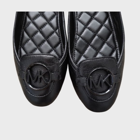 Michael Michael Kors Lillie Moccasins - Picture 9 of 10